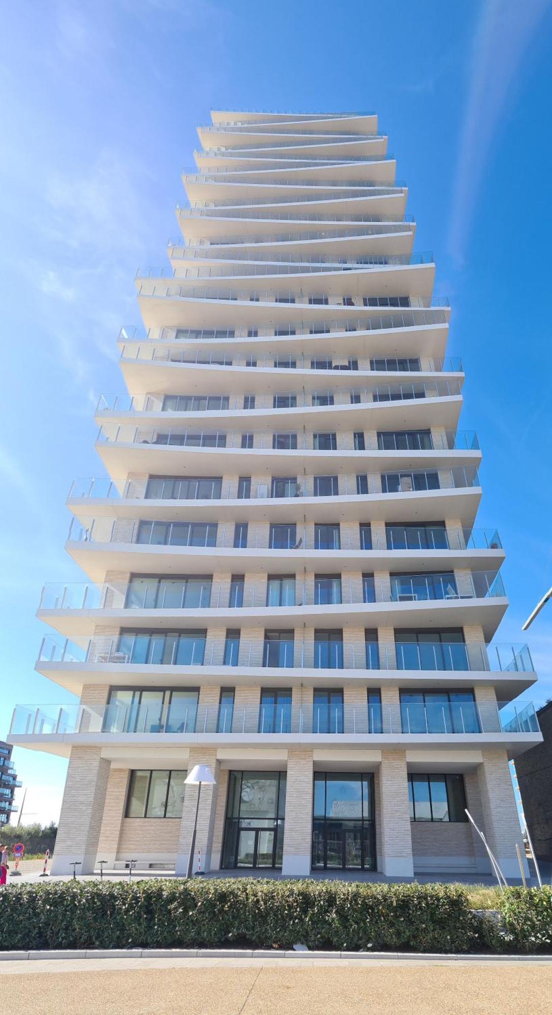 Central Park Tower Sea View Residence With Pool And Gym Oostende Buitenkant foto